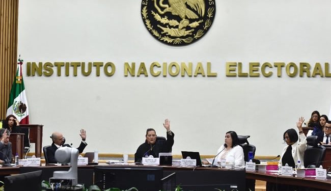 INE aprueba por unanimidad asignación de senadurías plurinominales