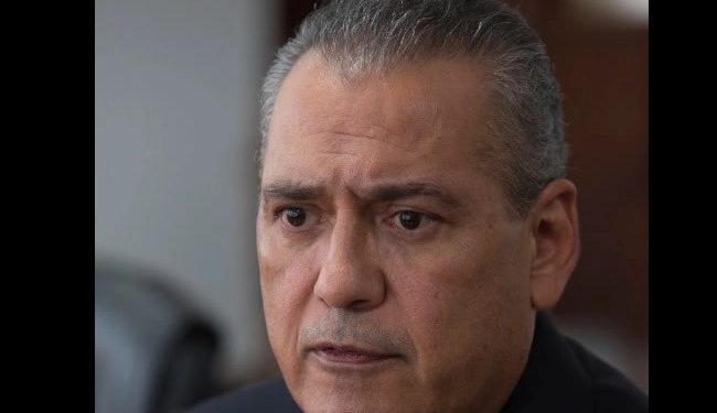 Beltrones: soy leal al PRI, no a las locuras de sus dirigentes
