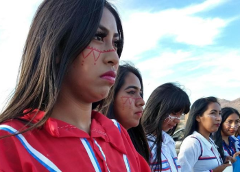 Justicia y fin de la violencia encabezan reclamaciones en México en Día de los Indígenas