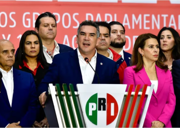 Alito Moreno pide a Manlio Fabio Beltrones respetar al nuevo PRI: “Le encanta un partido que ya no existe”