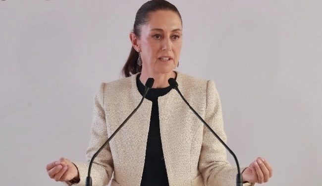 Sheinbaum se reunirá con legisladores tras recibir constancia de mayoría