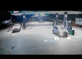 La Fiscalía de Sinaloa divulga un video del ataque contra Héctor Cuén tras la polémica por la carta de El Mayo