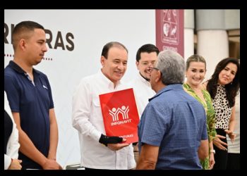 Gobernador Durazo desarrolla plan de fácil acceso a la vivienda para todos los sonorenses