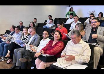 Acuden a la “escuelita” 33 diputados que conformaran la 64 Legislatura
