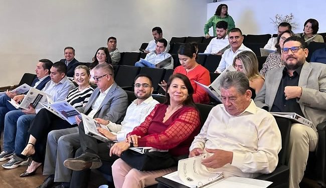 Acuden a la “escuelita” 33 diputados que conformaran la 64 Legislatura