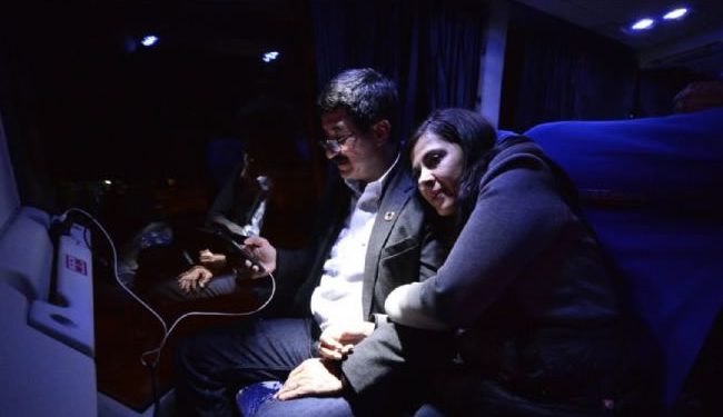 Lluvia de dinero: la esposa de Javier Corral recibió 23 mdp en 18 días