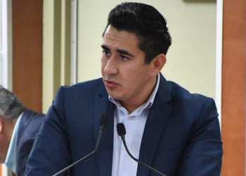 Pide dip. Diego Echevarría a la CFE establecer en Mexicali el mismo convenio que firmó con Sonora