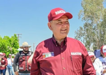 ¿Quién es Santos González Yescas, el alcalde que se enojó con un reportero y le quitó el micrófono?