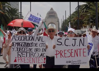 Marchan en varias ciudades en defensa del Poder Judicial