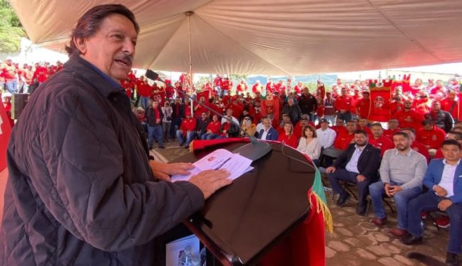 Anuncia Gómez Urrutia nueva central obrera