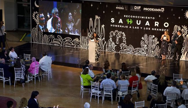 Gobierno de Sonora galardona a las personas mayores con el Reconocimiento Sahuaro 2024