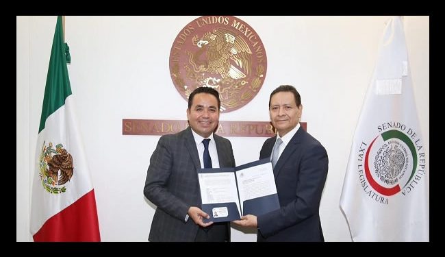 Se registra Heriberto Aguilar como Senador de la República para integrar la LXVI Legislatura