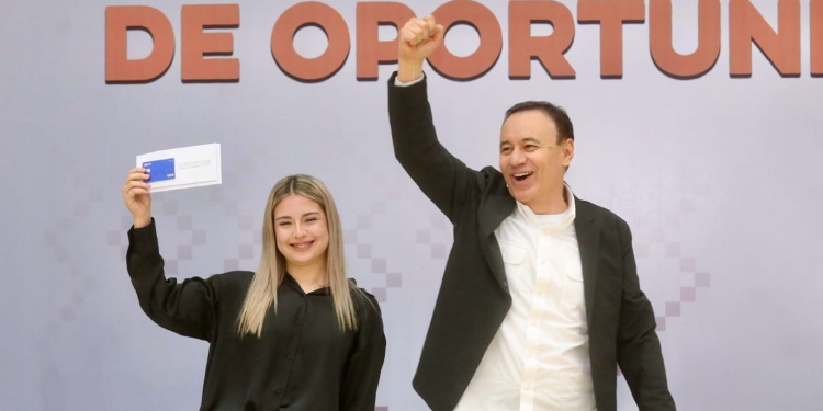 Gobernador Durazo crea el programa de becas más grande en la historia de Sonora