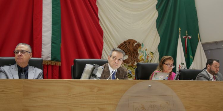 Analiza Congreso de Sonora iniciativas para combatir explotación infantil y uso de menores en actividades ilícitas