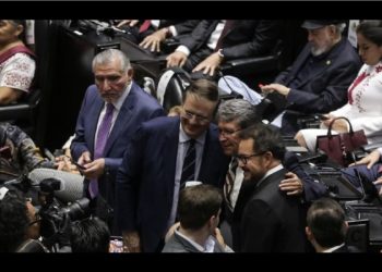 Morena propone juicio político y denuncia penal contra jueces que buscan frenar la reforma judicial