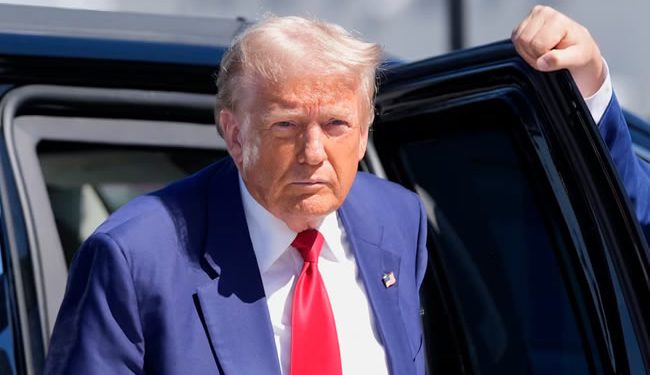 El FBI investiga un supuesto “intento de asesinato” contra Trump en su club de golf en Florida