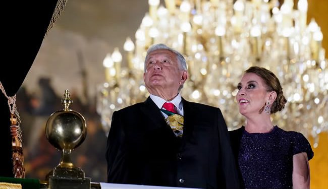 López Obrador celebra la “Cuarta Transformación” en su último Grito de Independencia