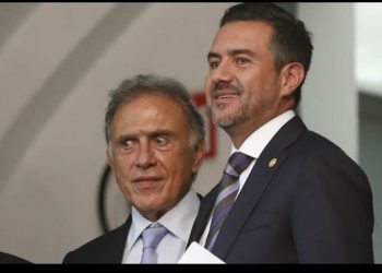 AMLO defiende voto decisivo de Yunes para reforma judicial: es “un político” y “sí cambió”