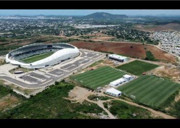 Grupo Salinas finta al SAT: Anuncia obra pública, pero se regala canchas para el Mazatlán FC
