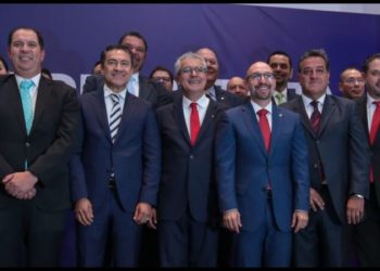 Empresarios piden a López Obrador que entregue un México en paz a Claudia Sheinbaum