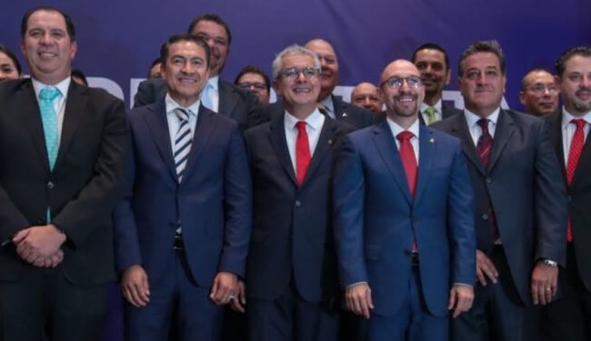 Empresarios piden a López Obrador que entregue un México en paz a Claudia Sheinbaum