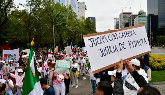 Empresas de EU retrasan inversión de 35 mil mdd en México por la reforma judicial: WSJ