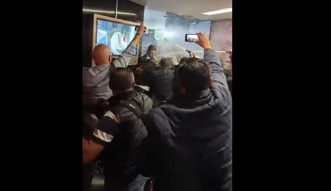 La 4T acusa a la oposición por sabotear la sesión de la Reforma Judicial y dejar entrar a manifestantes al Senado