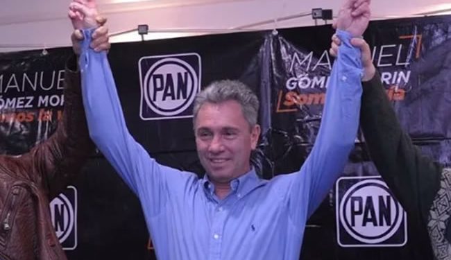 “Vemos a un Acción Nacional secuestrado”: Manuel Gómez Morín encabeza manifestación para exigir reformas en el PAN y renuncia de Marko Cortés