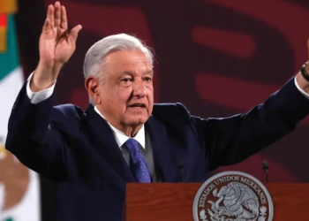 Ampliación de AMLO a regularización de autos ‘chocolate’ hasta 2026 es invasión a Sheinbaum: AMDA