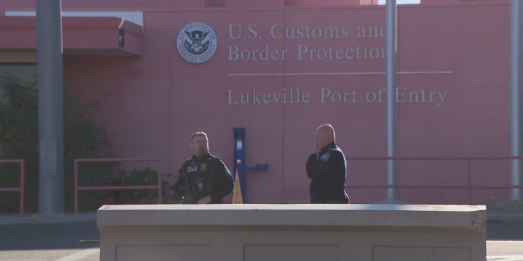 Una mujer de Sonora termina en la cárcel luego de que le encontraron droga escondida en un remolque que usaba para su trabajo