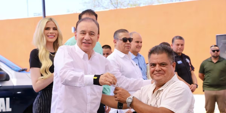 Alfonso Durazo realizó fortalecimiento histórico en seguridad con equipamiento y entrega de patrullas