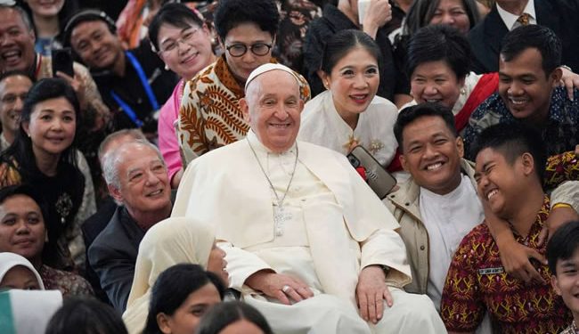 Papa Francisco: Tener hijos ‘es un ejemplo’, pero otros prefieren tener mascotas