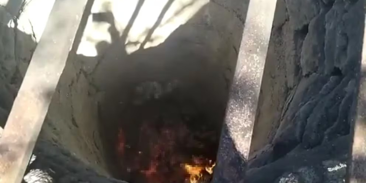 Ceci Flores reporta el hallazgo de presuntos restos humanos ardiendo en pozo de Sonora; solicita apoyo a las autoridades