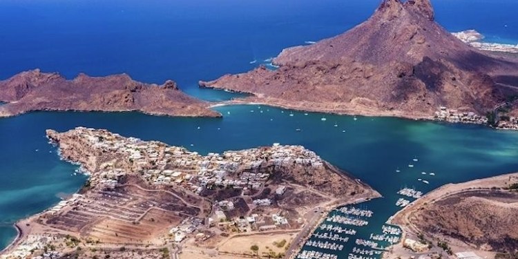 San Carlos, la “nueva playa” de Chihuahua: Durazo por carretera