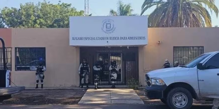 Reos cortan barrotes de su celda y escapan de centro penitenciario en Sonora; uno ya fue recapturado