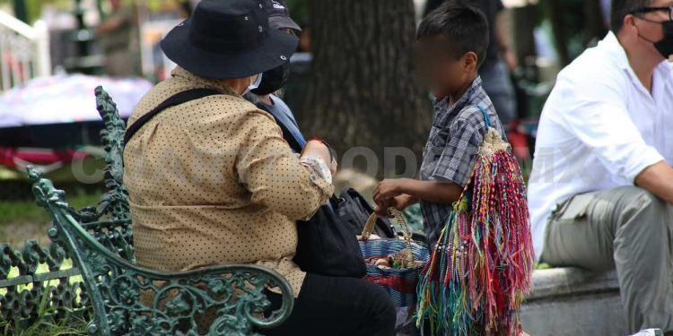 Denuncian retención de menores tsotsiles en Sonora