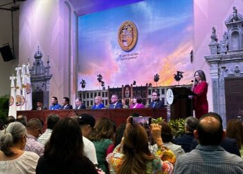 Celebran el 82 aniversario de la UNISON: 8 décadas desarrollando el bien común