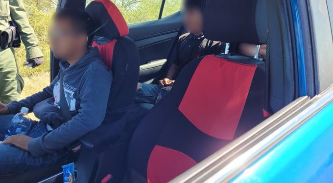 Detienen a cubano en Arizona por tráfico de migrantes mexicanos