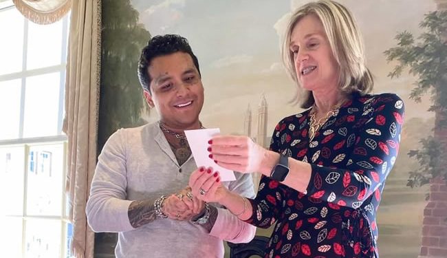 Christian Nodal es reconocido por la Universidad Harvard