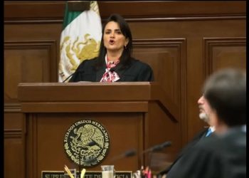 Ríos Farjat renuncia a la Corte; donará su pensión a niños en vulnerabilidad