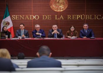 Rubén Rocha recibe respaldo de legisladores de Morena tras comienzo de revocación de mandato