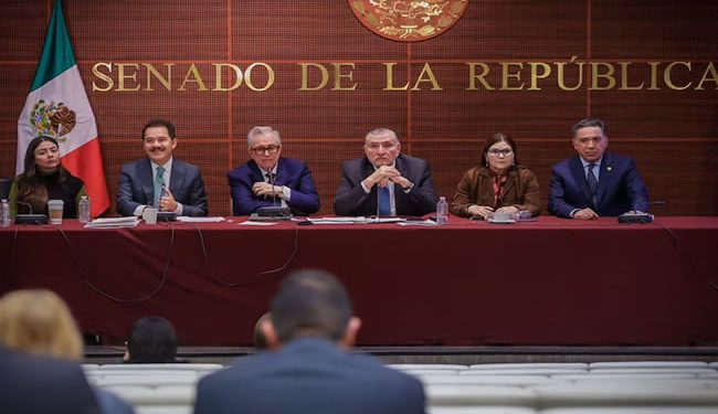 Rubén Rocha recibe respaldo de legisladores de Morena tras comienzo de revocación de mandato