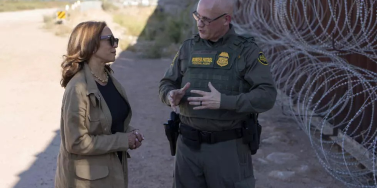 El gobierno de EEUU endurece las restricciones al asilo en la frontera con México