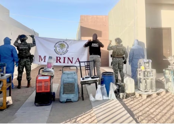 Desmantelan laboratorio clandestino de fentanilo en San Luis Río Colorado, Sonora; aseguran maquinaria y armas