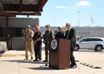 Reportan baja en cruces fronterizos y récord de incautaciones de fentanilo para 2024