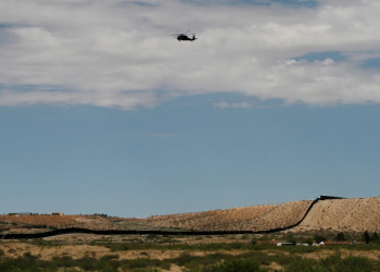 Arrestos por cruces ilegales en frontera sur de EU caen en septiembre