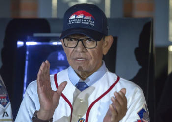 Fans de Dodgers están preocupados por la salud de Fernando Valenzuela: ‘Lo vi muy delgado’