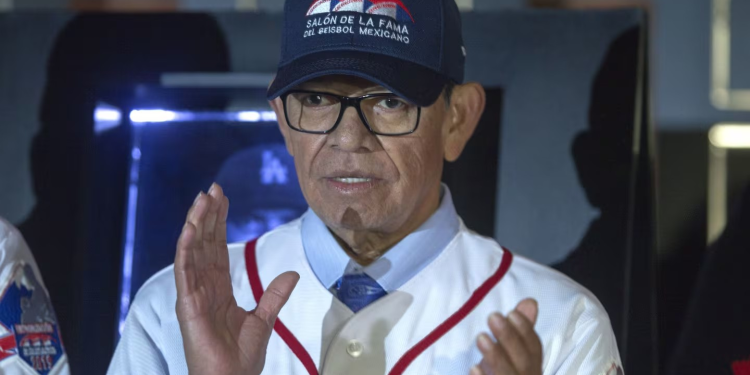 Fans de Dodgers están preocupados por la salud de Fernando Valenzuela: ‘Lo vi muy delgado’