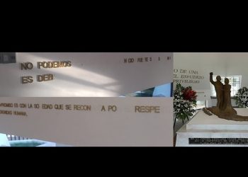 Roban letras de las frases de Colosio del interior del Mausoleo en Magdalena de Kino