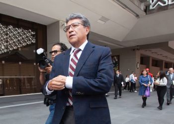 Monreal aclara que reforma para reducir la jornada laboral fue desechada